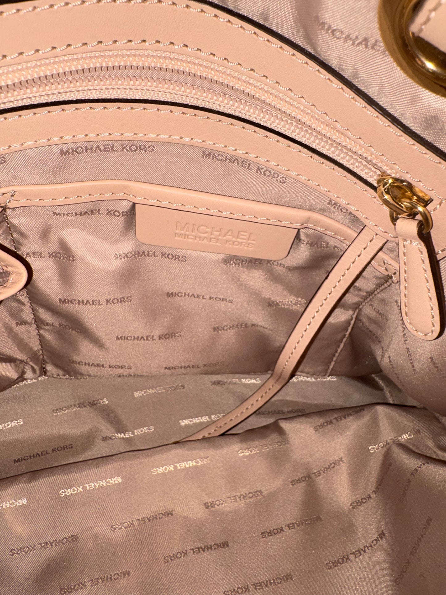 Geanta Michael Kors Second-Hand